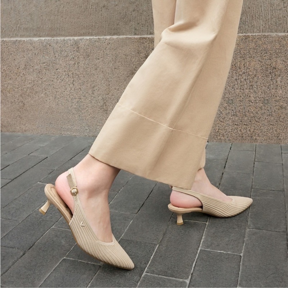 VIVAIA Selena Almond Pointed Toe Slingback Kitten Heels Women's 7.5